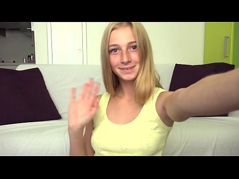 ❤️ Khi tôi buồn chán, tôi lười biếng thủ dâm âm hộ màu hồng của mình ❤️❌  Homemade porn  ở% vi.sexera.ru%  ❌️❤